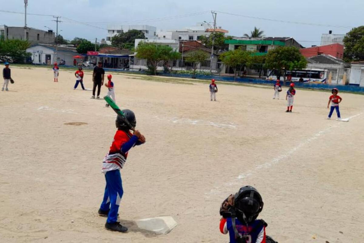 Lucha por tu Barrio: Se alistan los bates en Canapote