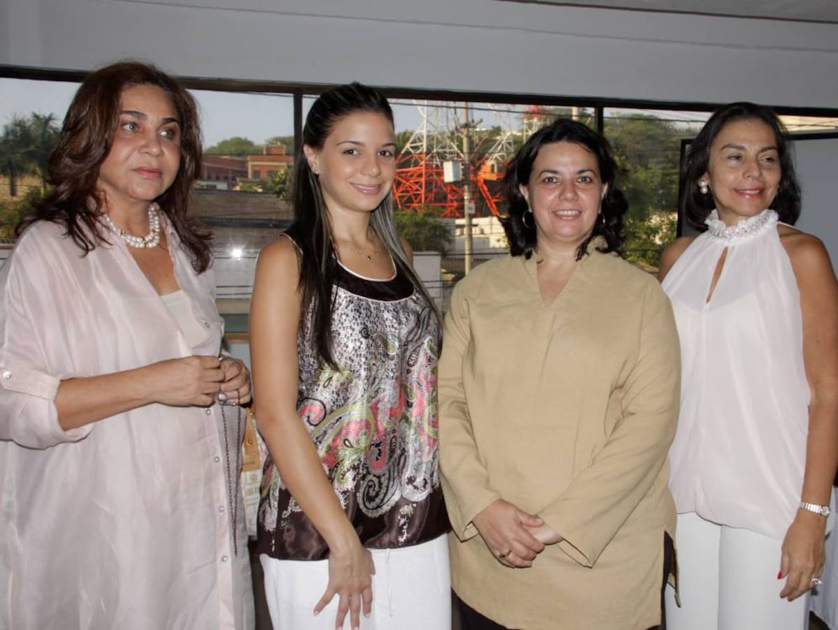 Elvira Yances, Naislam López, Naislam Tinoco y Magaly Imbett.