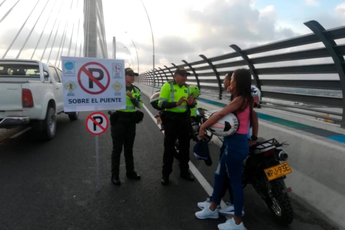 Policía ha realizado 38 comparendos pedagógicos en el Puente Pumarejo