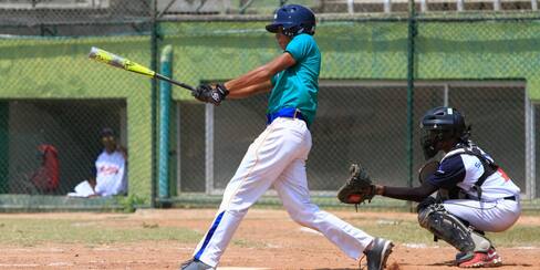 Todos se repartieron victorias en la jornada inaugural del Regional de Béisbol