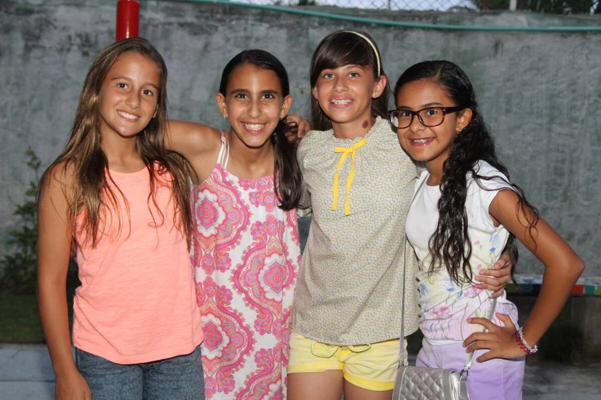 AMelie Thiriez, Odette Stambulie, Isabella Méndez y Luna de Zubiría.