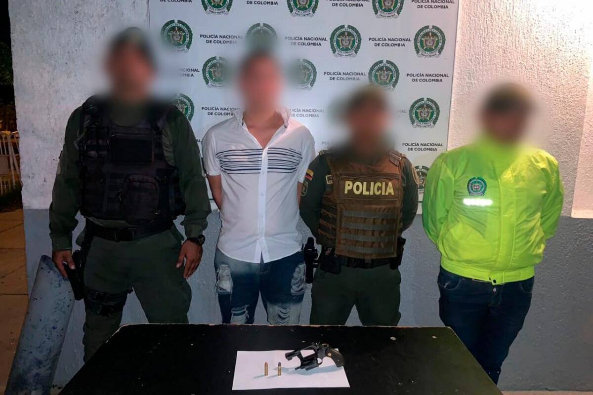 ¡Con las manos en la masa! Capturan a hombre robando en casa de Manga