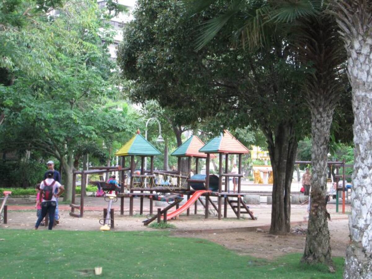 El Parque Coral Gables, en Bocagrande, es uno de los espacios recreativos mejor cuidados y más visitados de la zona, debido a su ambiente natural y acogedor. PEDRO TORRES, GENTE BAHÍA - EL UNIVERSAL