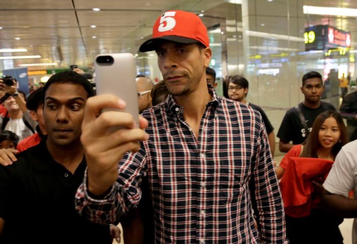 Rio Ferdinand. AP Wong Maye-E