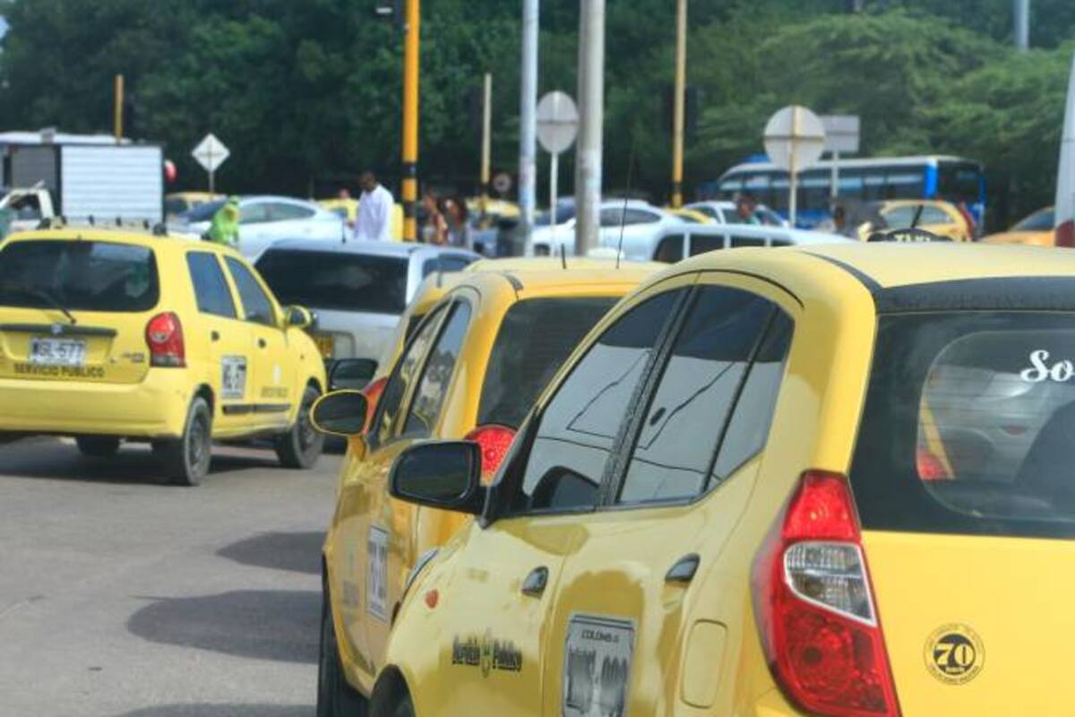 Alcalde (e) de Cartagena autoriza decreto de pico y placa para taxis