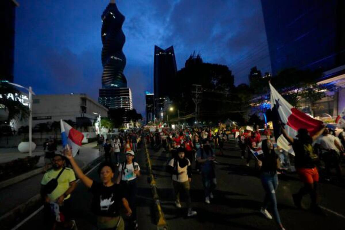 La fuerte lluvia no evitó una nueva jornada de protestas en Panamá
