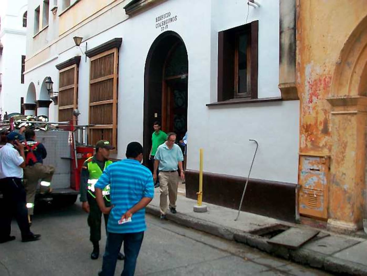 CORTESÍA