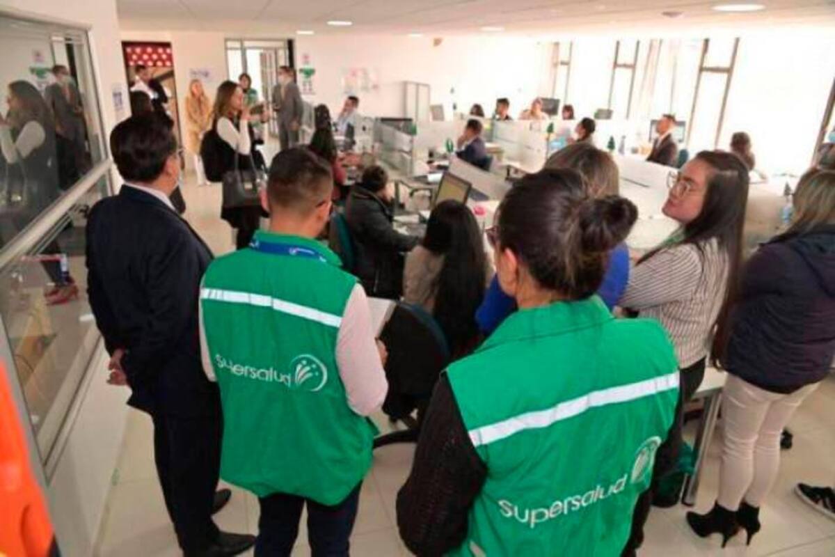 ¿Es posible que la salud en Colombia sea rentable con deudas de EPS?