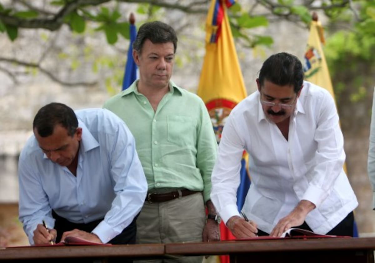 En Cartagena se zanjó retorno de Zelaya a Honduras. El presidente Santos fue el testigo. ARCHIVO