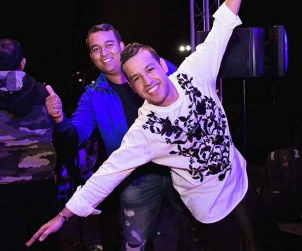 Martín Elías con su amigo y asistente Rafael Rico. INSTAGRAM.