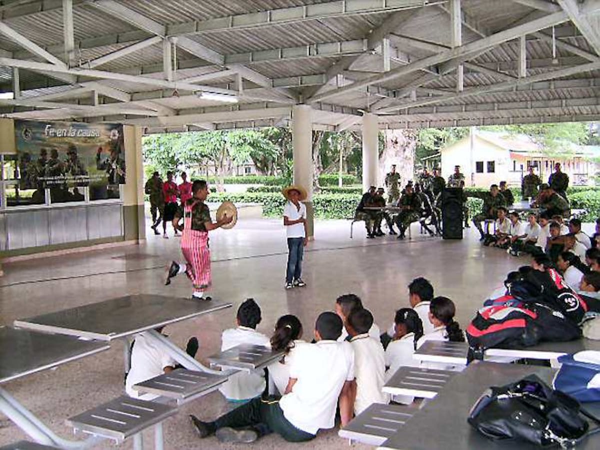 Soldados de la XI Brigada en Carrizal.