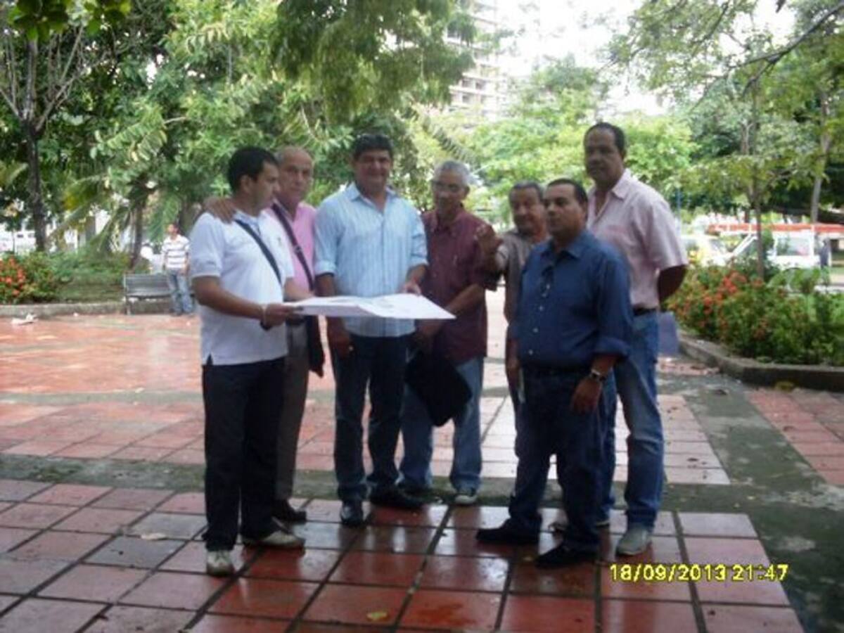 Se espera que a principios de febrero comiencen las obras de remodelación del Parque Lácides Segovia. El 19 de septiembre del año pasado, el sitio recibió una visita de inspección. PEDRO TORRES, GENTE BAHÍA - EL UNIVERSAL
