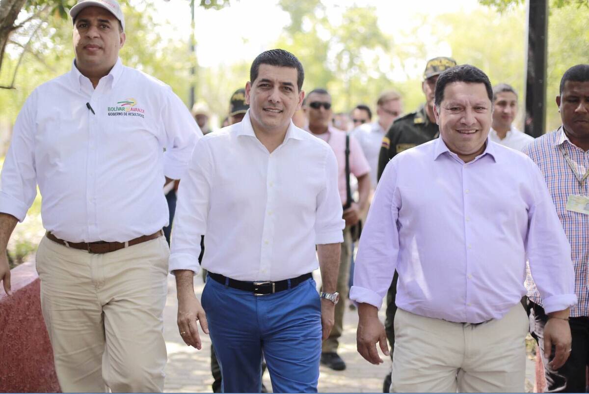 CORTESÍA
