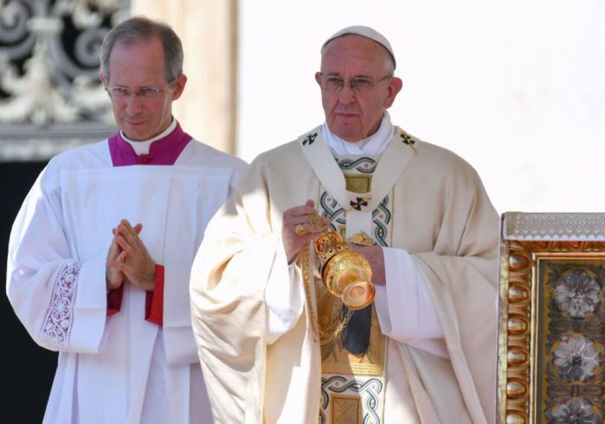 Papa Francisco durante el acto de canonización. AFP VINCENZO PINTO