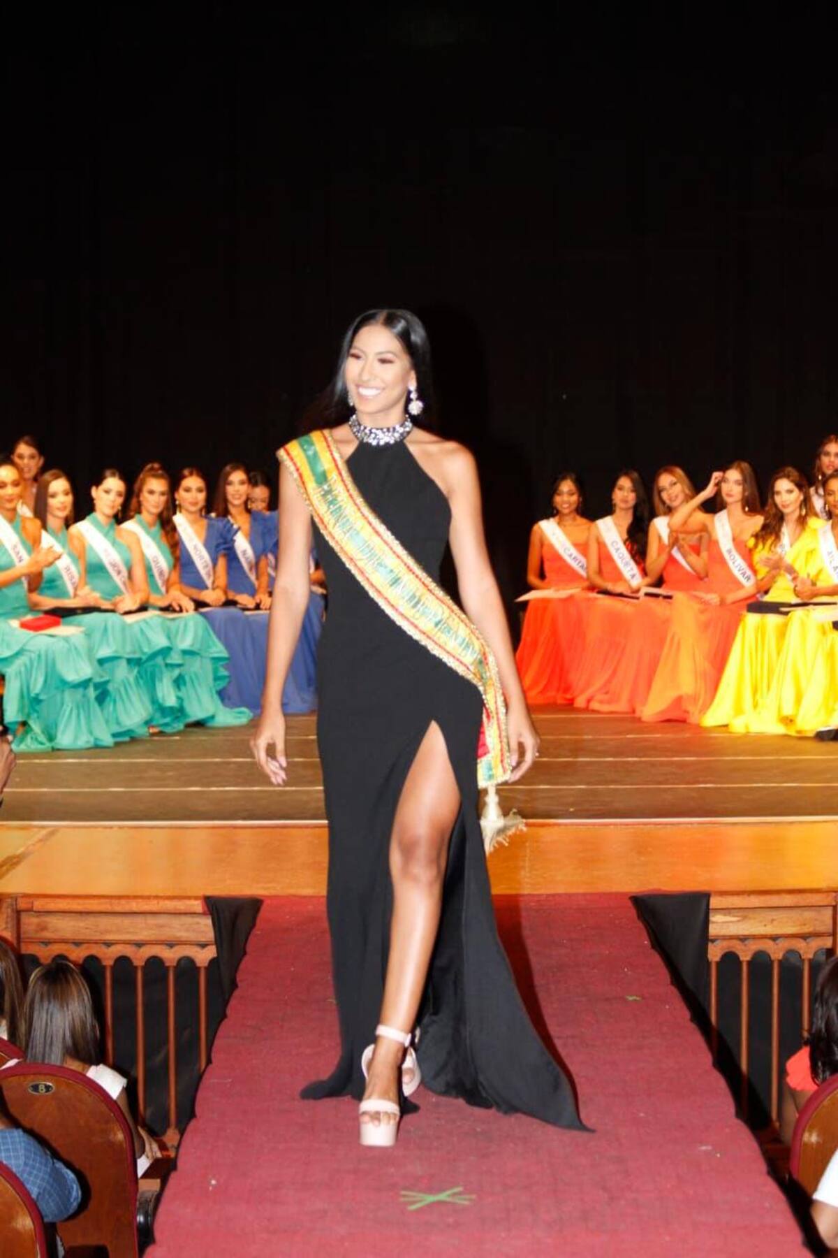 Estefany Meza Olascuaga, Reina de la Independencia 2019 - 2021 y Reina Nacional del Turismo. //Foto: Luis Eduardo Herrán- El Universal.