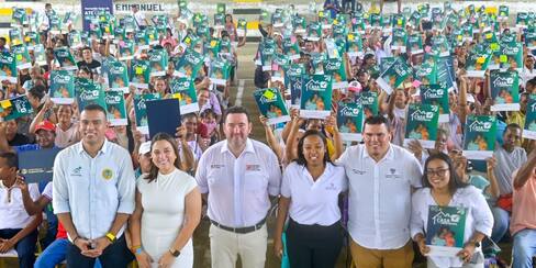 El número de familias en Cartagena que ya son titulares de sus predios