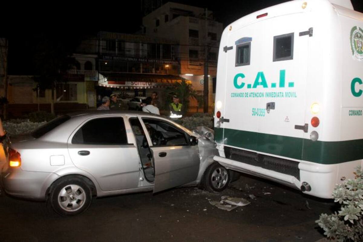 En el accidente ocurrido en la Avenida Pedro de Heredia, solo hubo daños materiales. Nayib Gaviria Amador