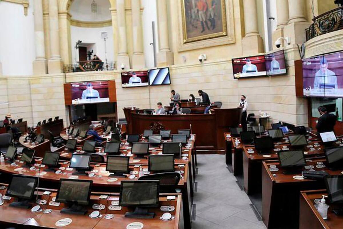 A sanción presidencial leyes de emprendimiento, turismo y víctimas