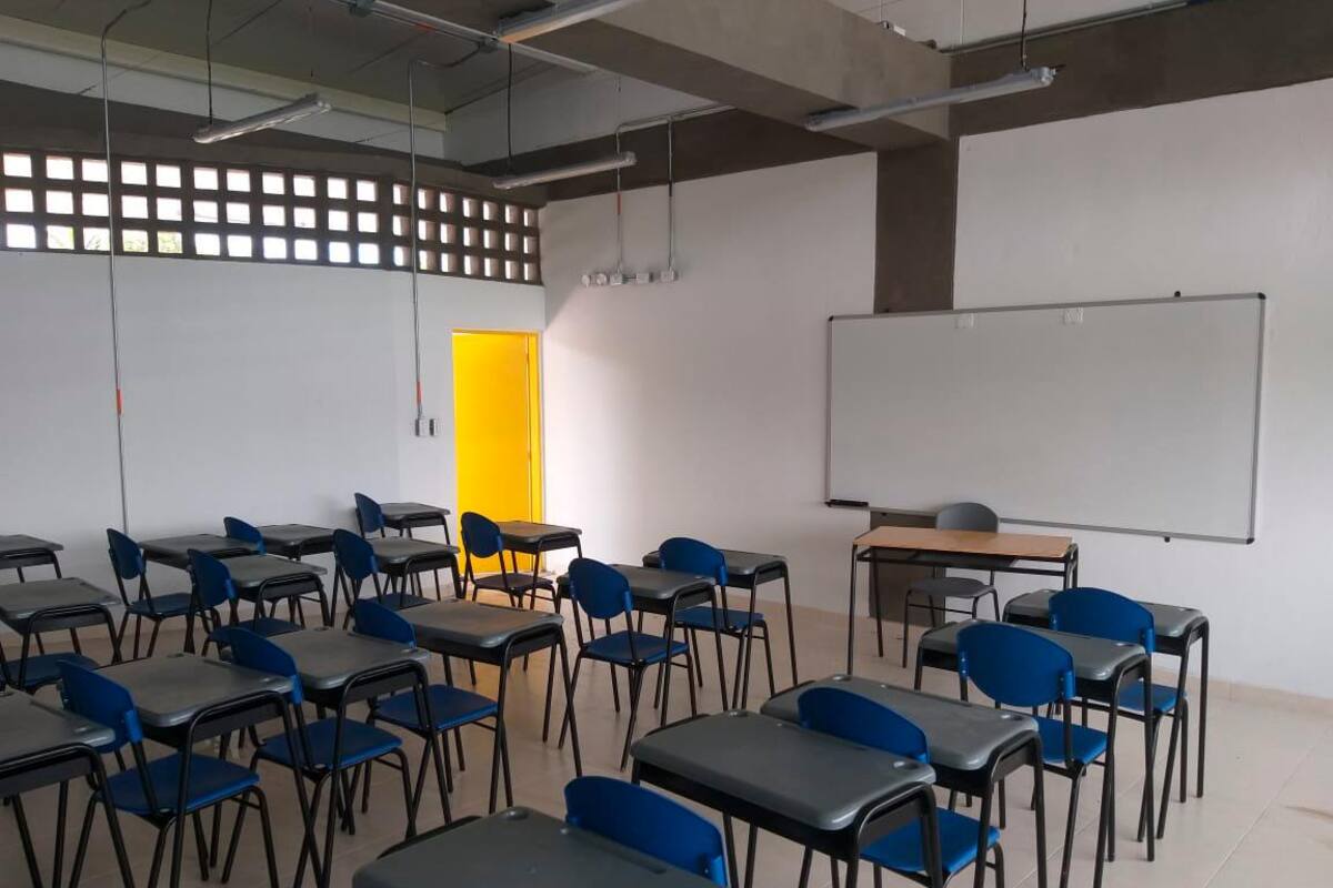 Fondo Adaptación dota con mobiliario a 10 instituciones escolares en Bolívar