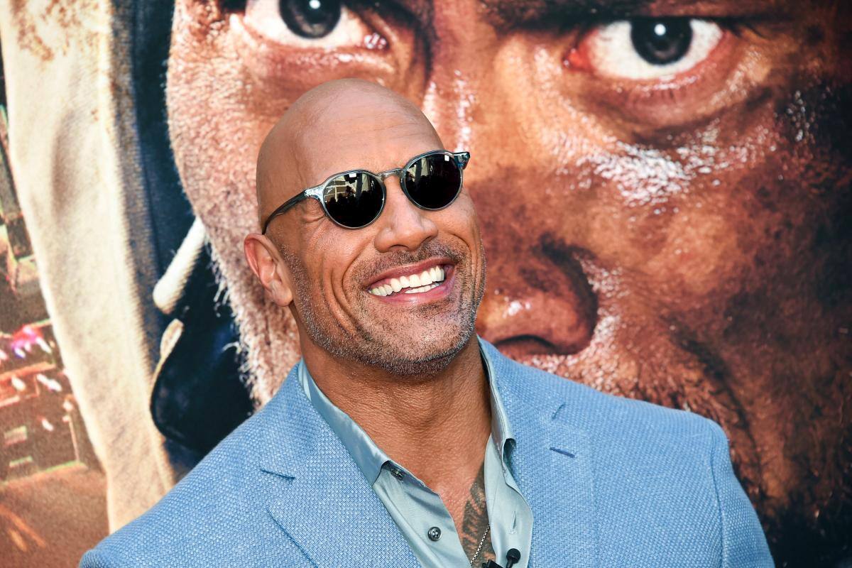 ‘La Roca’ protagonizará película de superhéroes en Netflix