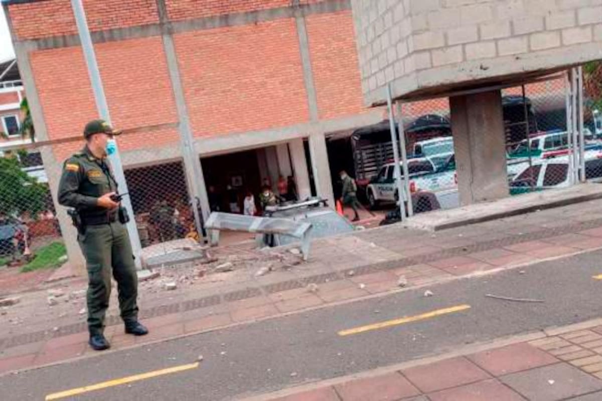 Explosión en Distrito de Policía de la Ciudadela Juan Atalaya