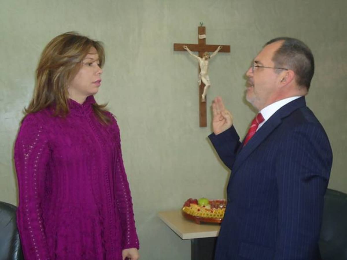 De izquierda a derecha magistrada Nora Tapia Montoya, vicepresidente Carlos Ardila Ballestros, Presidente, del CNE. COLPRENSA