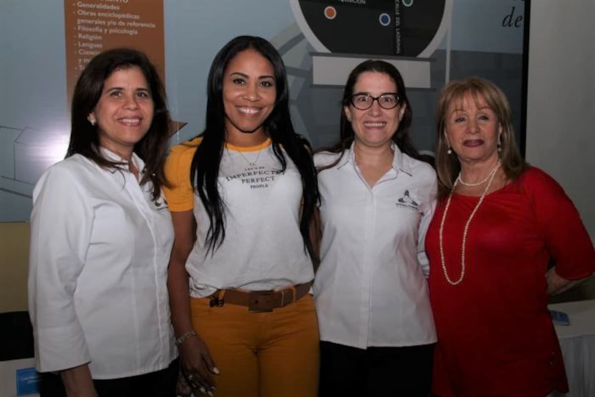 Julia Eva Pretelt, Hilda Payares, Josefina Covo y Marlene Cárdenas. ZENIA VALDELAMAR