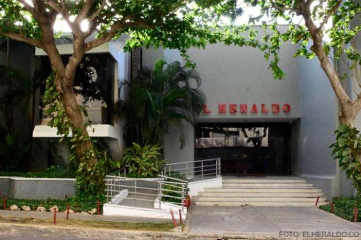 ¡Rechazo total! hombres armados intimidan a personal de El Heraldo