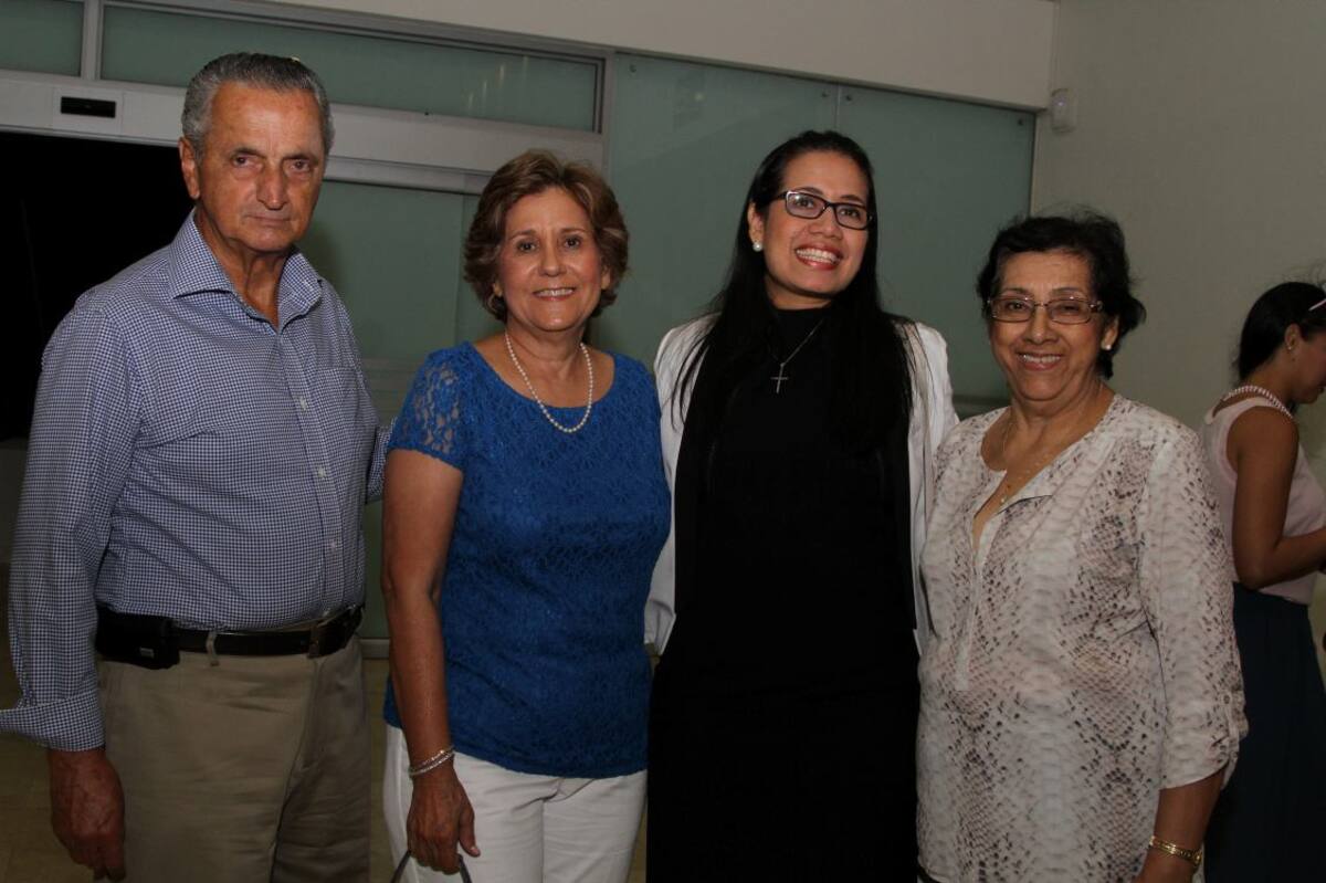 Fernando Torres, Amelia Moreno, Paola Mercado y Cecilia Afanador.