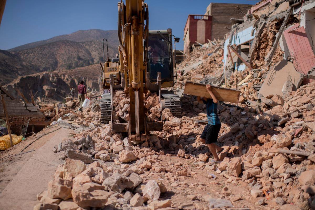 Se aceleran tareas de rescate en Marruecos ante lluvias y réplicas