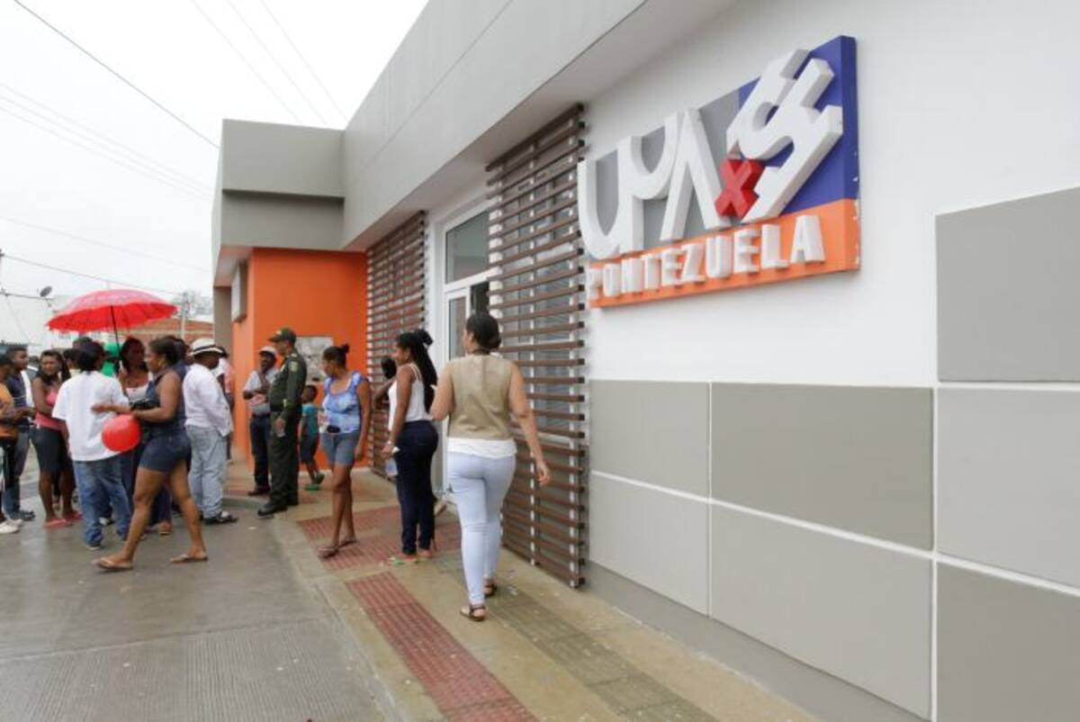 Apenas abrió sus puertas la UPA, la comunidad acudió en busca de los servicios de salud. JULIO CASTAÑO BELTRÁN - EL UNIVERSAL