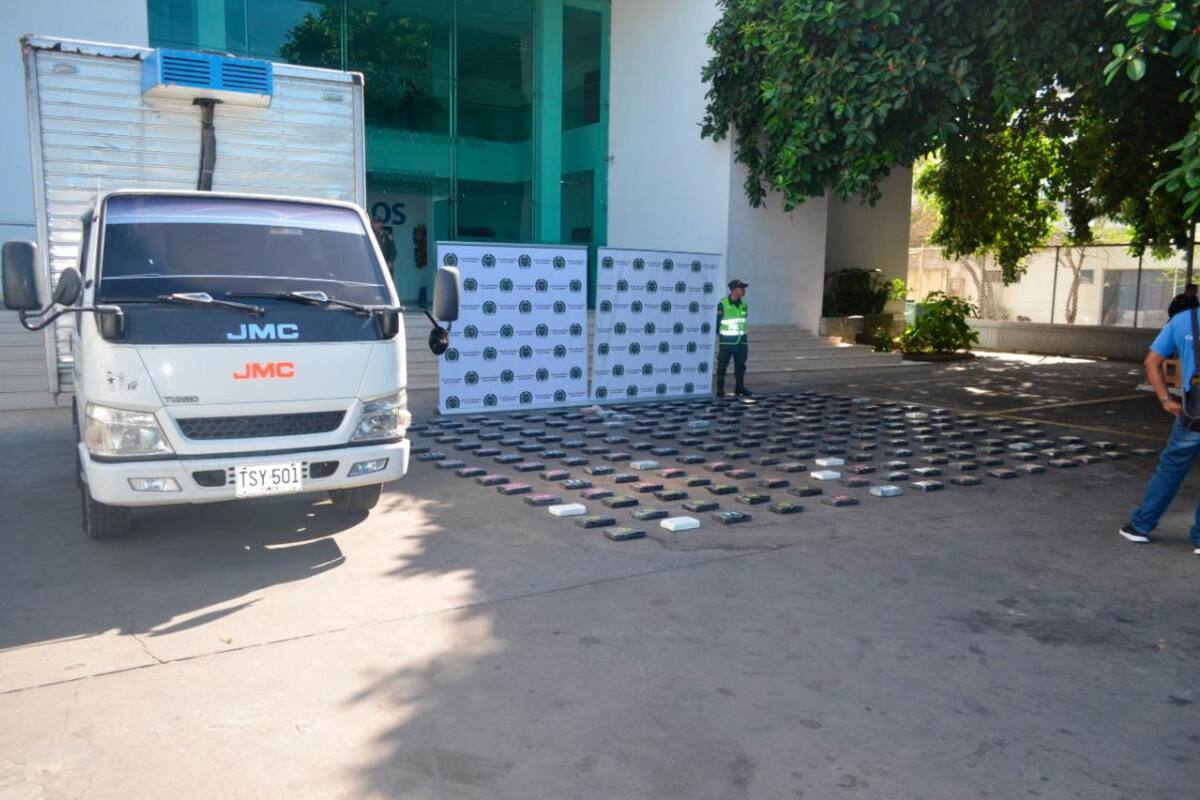 Incautan 206 kilos de cocaína en zona industrial de Mamonal