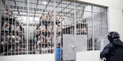 El Salvador confirma desde cuándo aplicará la cadena perpetua a menores de edad