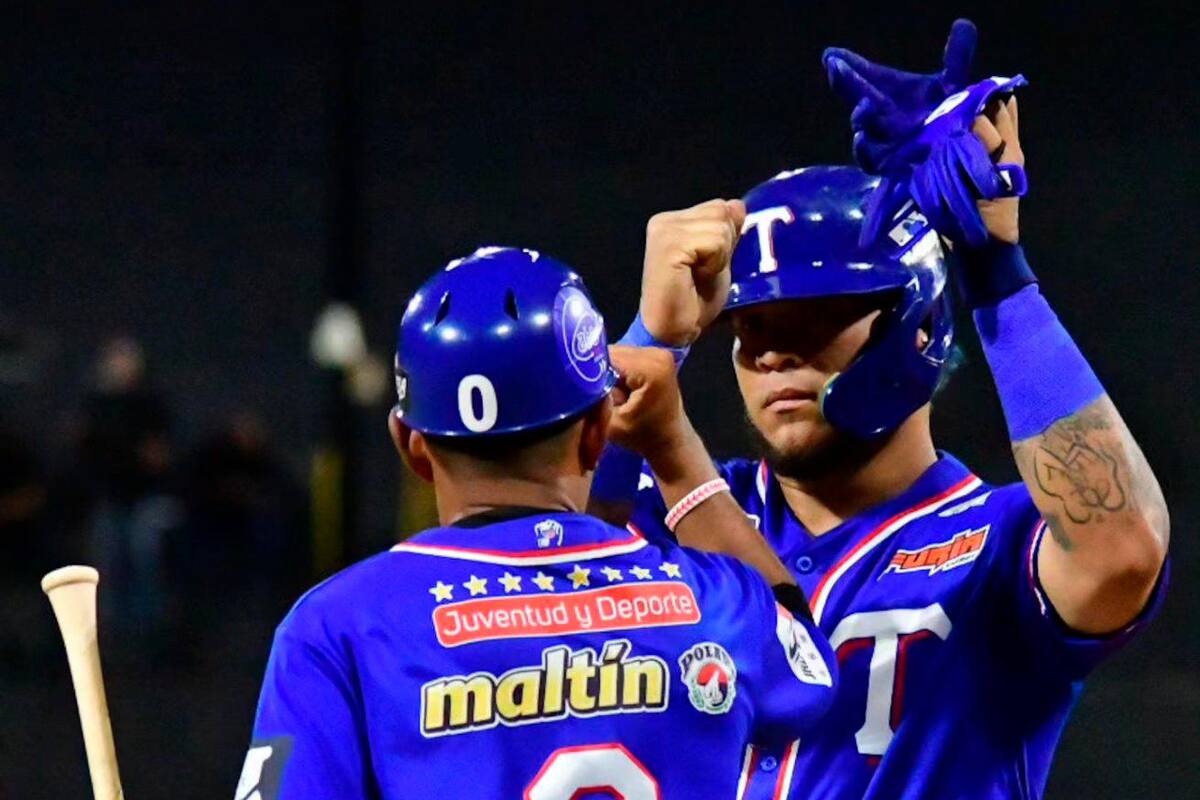 Tiburones arrancan con un triunfo la Serie Final en Venezuela
