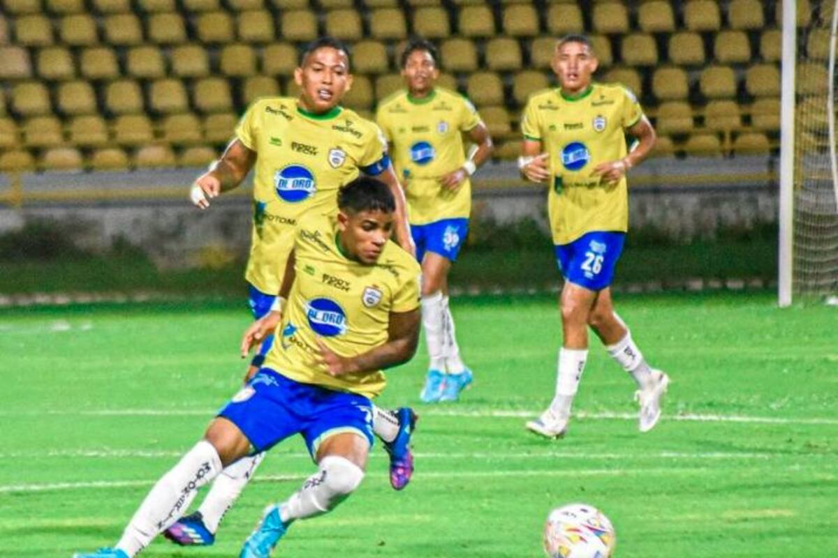Real Cartagena deberá mejorar mucho en la definición o se hundirá más en la B