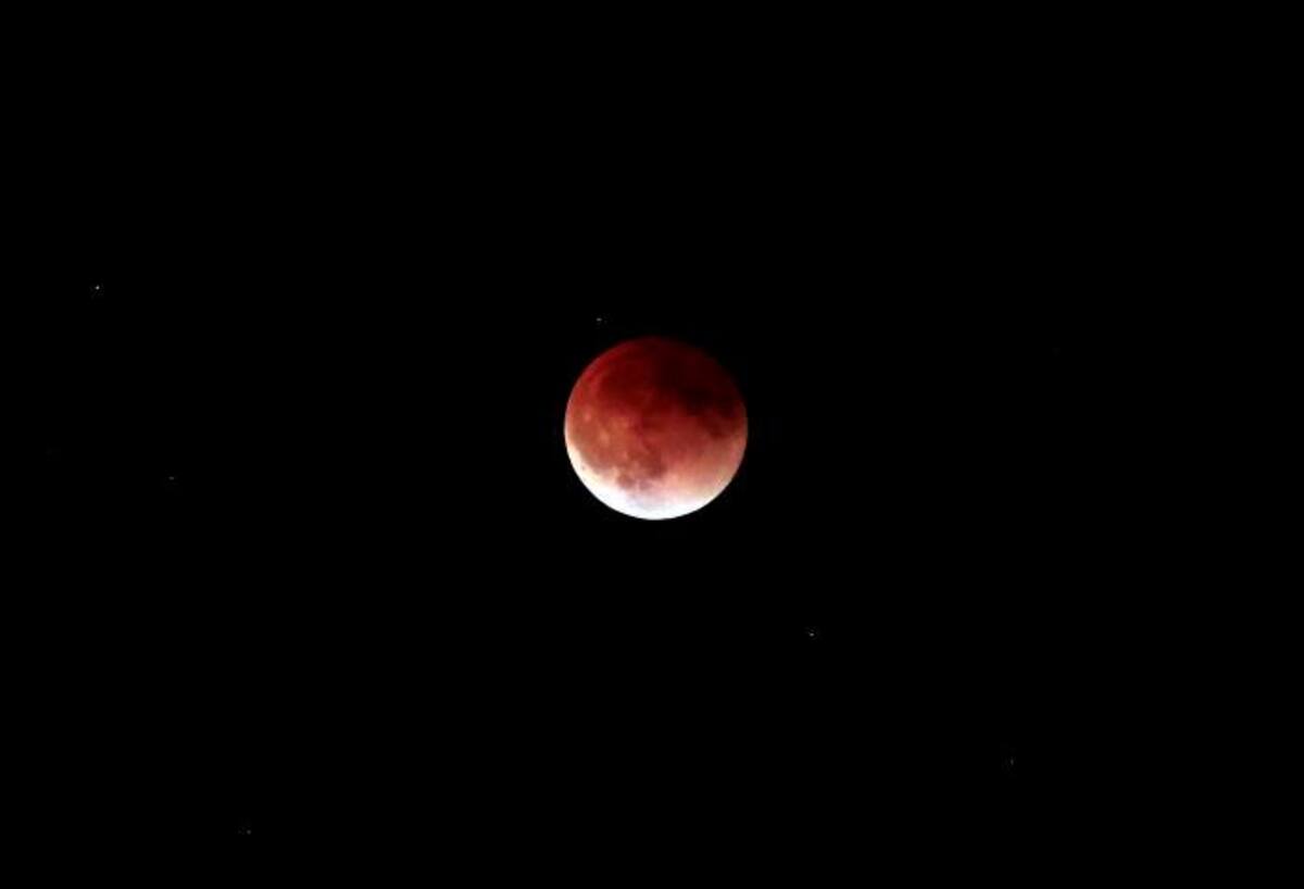 Así se vio el eclipse lunar desde Cuba. // EFE