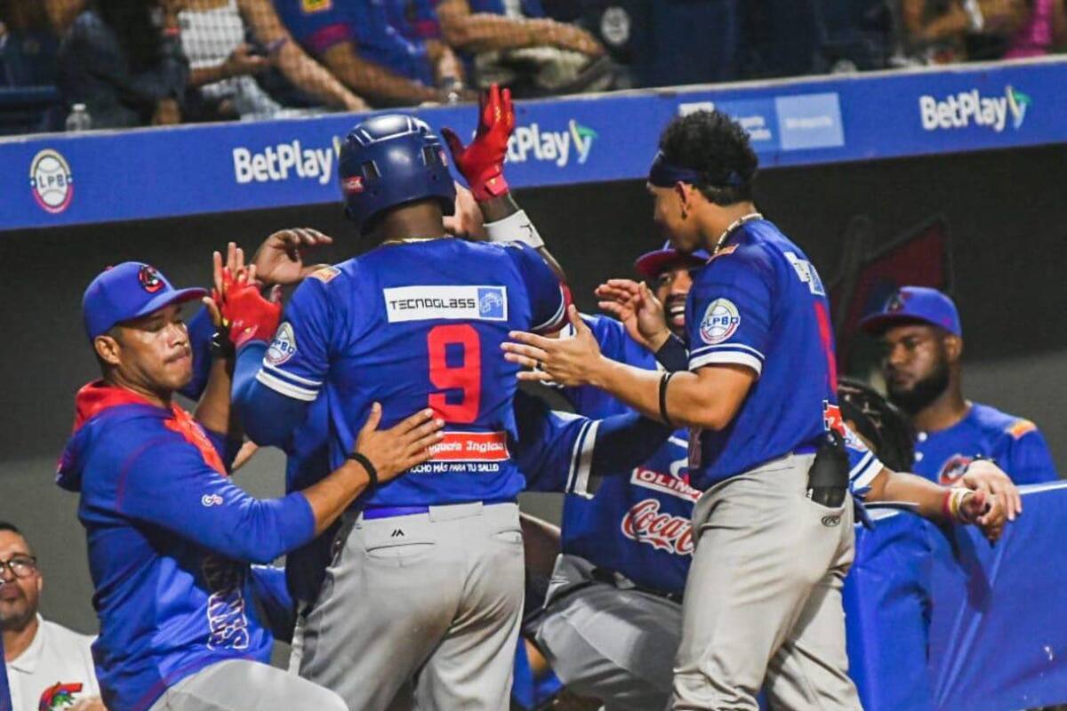 Caimanes no afloja el primer lugar de liga colombiana de béisbol