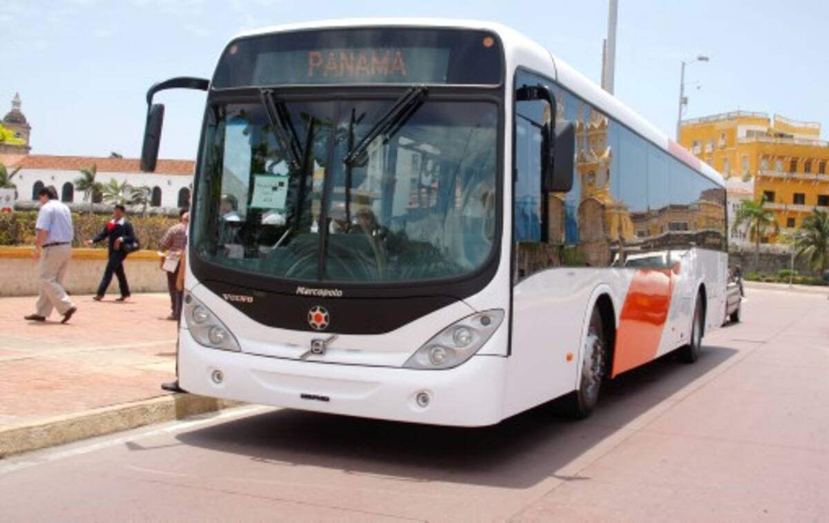 La responsable del recaudo de Transcaribe prevé que a más tardar en un año empiecen a rodar en Cartagena los primeros buses de Transcaribe. Estos vehículos serán comprados por los operadores del sistema con la tecnología para recaudos definida por Colcard. ZENIA VALDELAMAR - EL UNIVERSAL