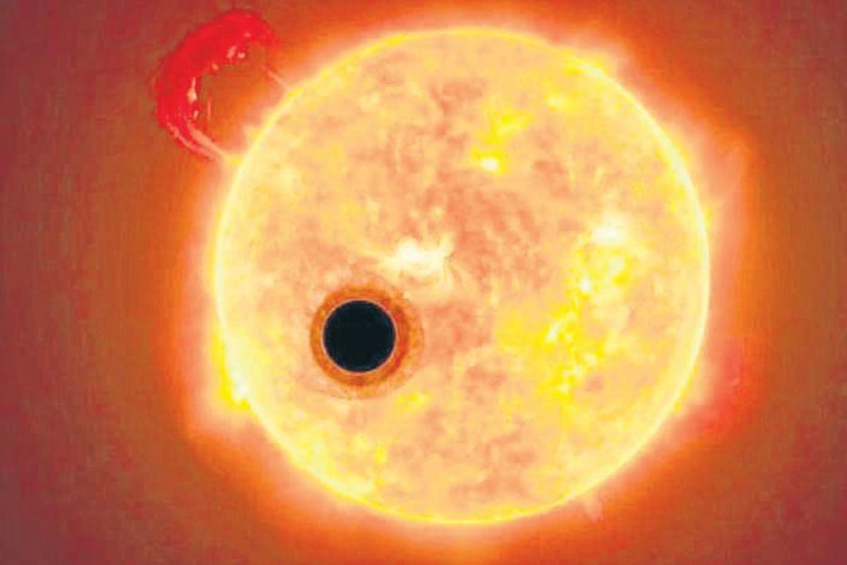 Telescopio James Webb descubre un exoplaneta con cola