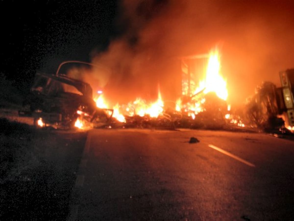 El fatal accidente, según la Policía, se registro en el kilómetro 97, entre Carreto y San Juan Nepomuceno. LEDIS CARO/ EL UNIVERSAL