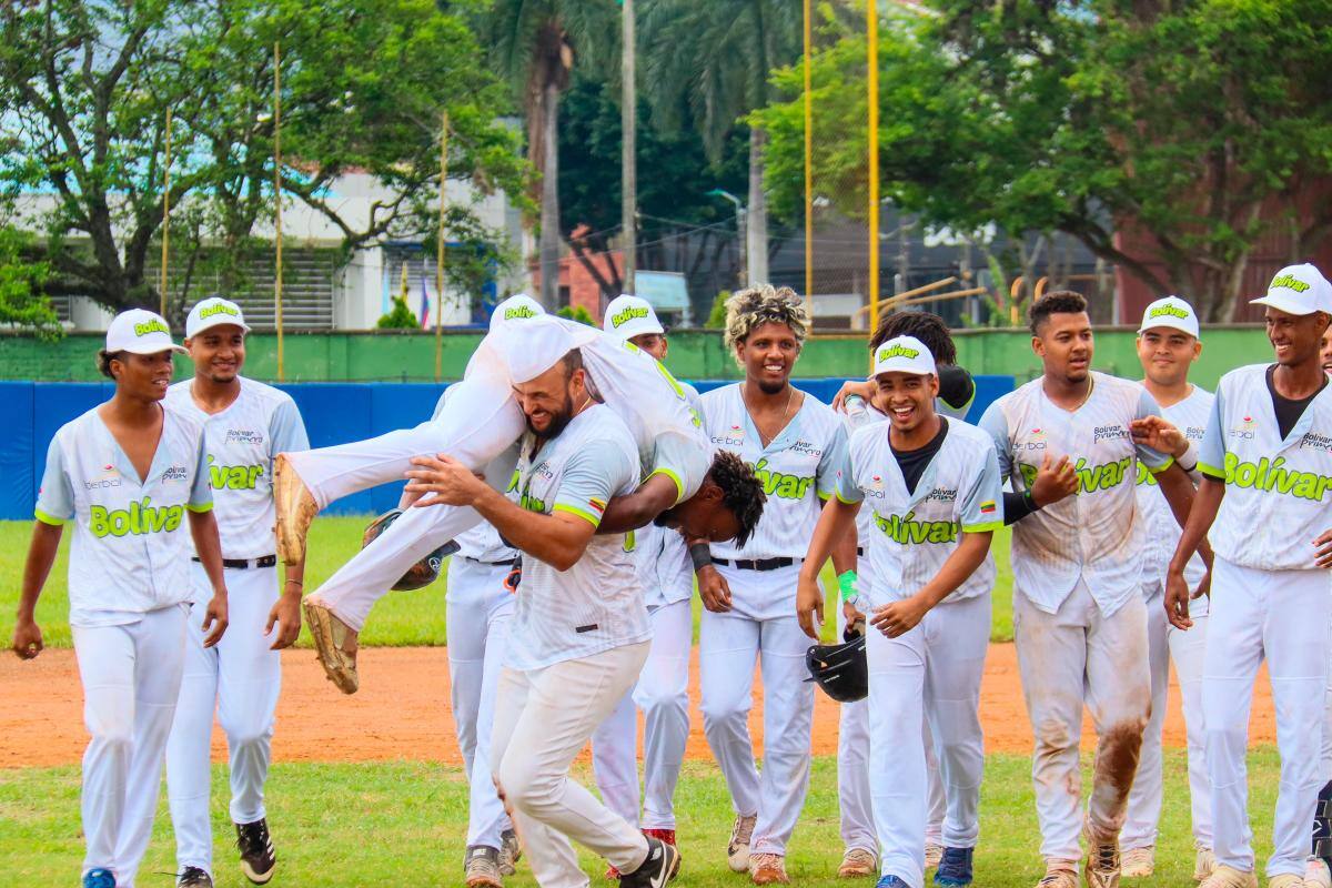 Atención: Bolívar le ganó a Antioquia y va a la final del béisbol