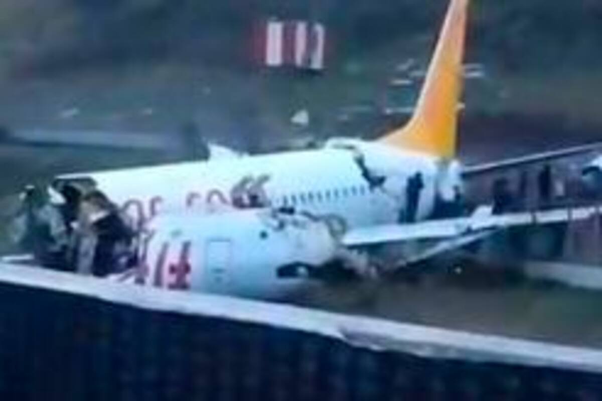 Un avión de pasajeros se salió de la pista y se incendió en Turquía
