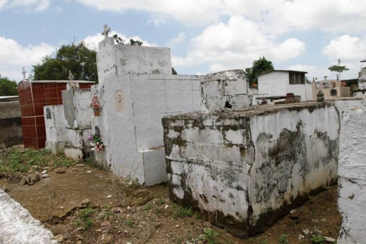 Aspecto del cementerio de San Basilio de Palenque. ARCHIVO
