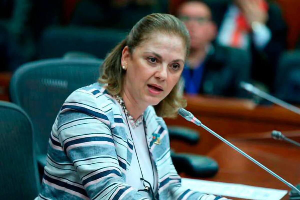 Senadora María del Rosario Guerra da positivo para COVID-19