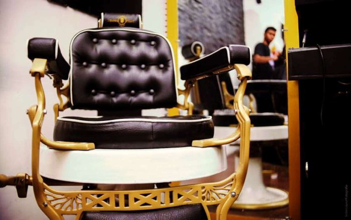 BARBA FINA. Cuenta con una tarima VIP para darle prestigio a sus clientes. Pensada en la comodidad de los hombres. CORTESÍA