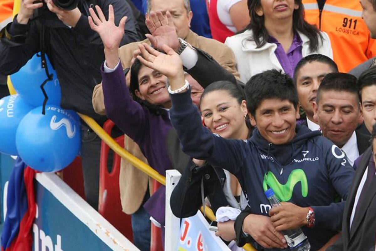 Nairo Quintana fue recibido por cientos de seguidores en Bogotá. COLPRENSA