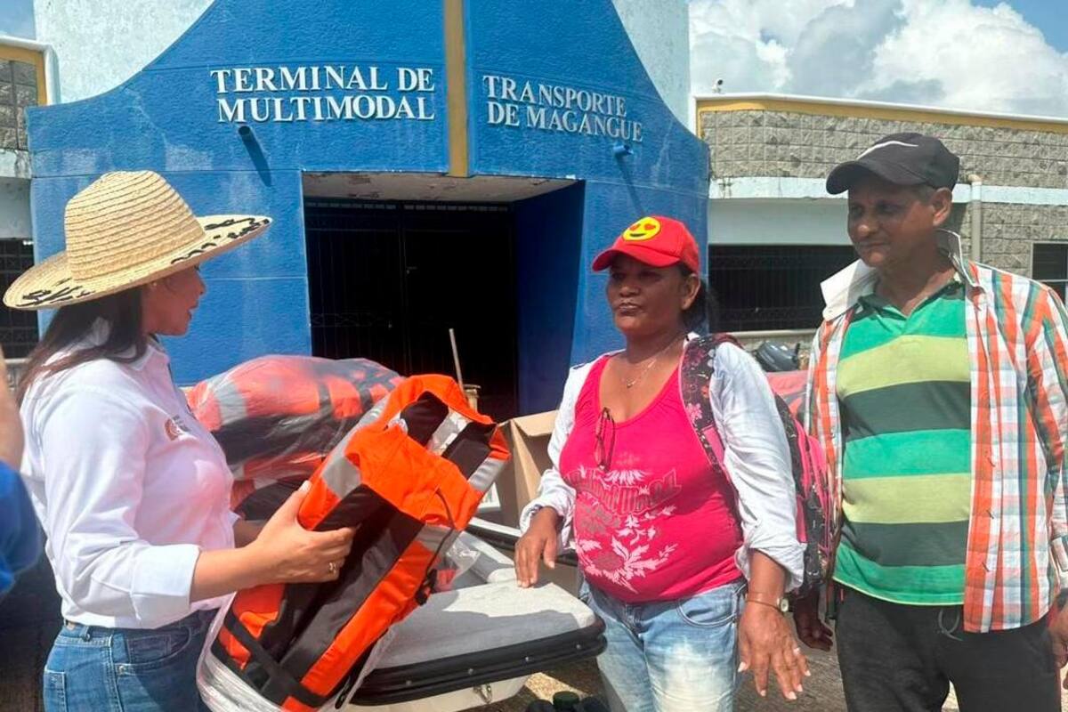 La Aunap entrega equipos e insumos a pescadores en Magangué