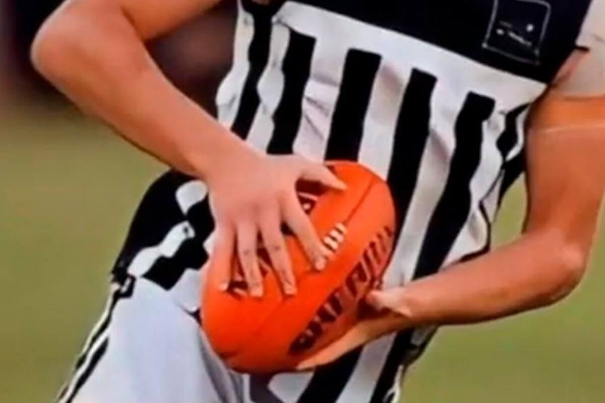 ¡Tragedia! Muere jugador tras fuerte golpe en la cabeza en pleno partido