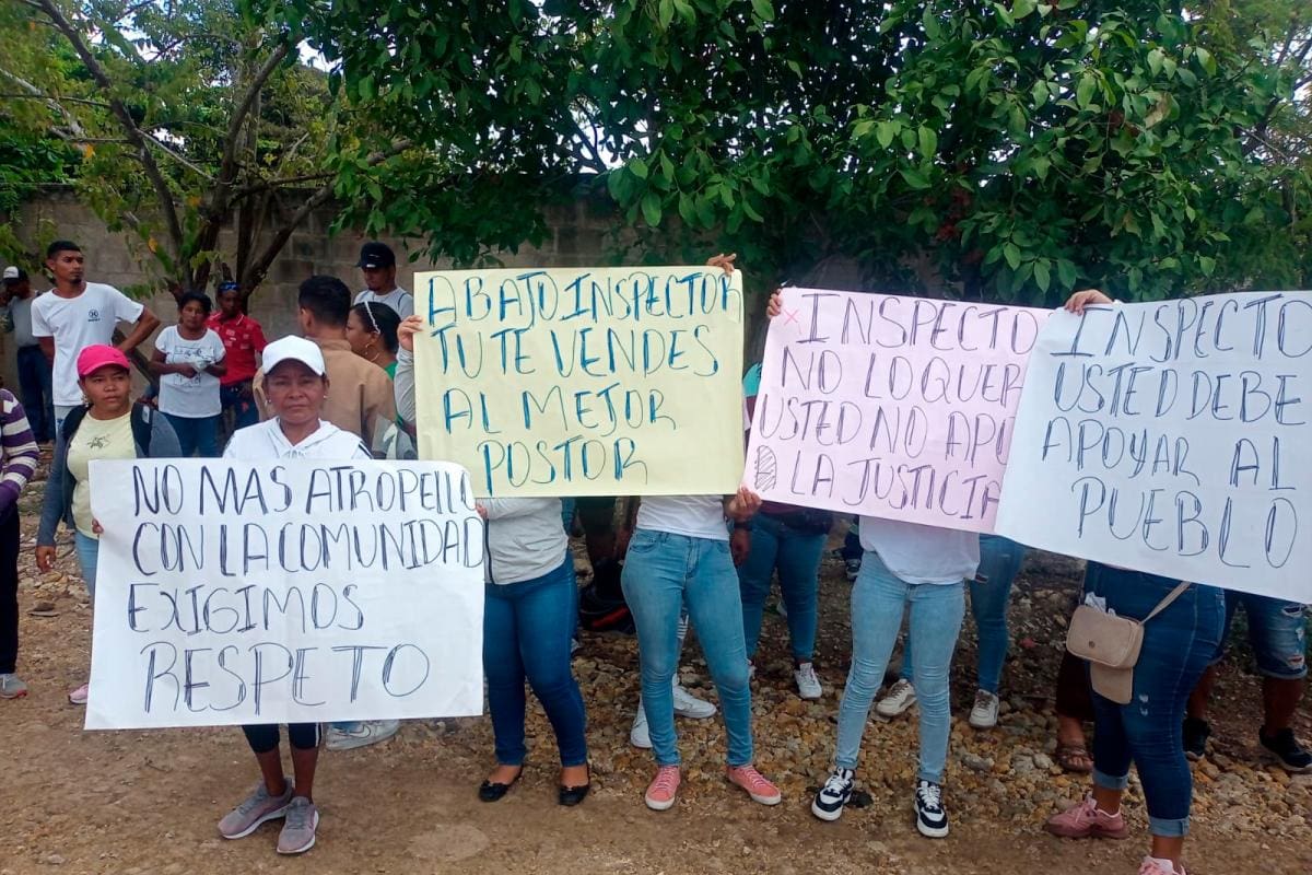 Familias en Pasacaballos protestan porque los desalojarán de unos terrenos