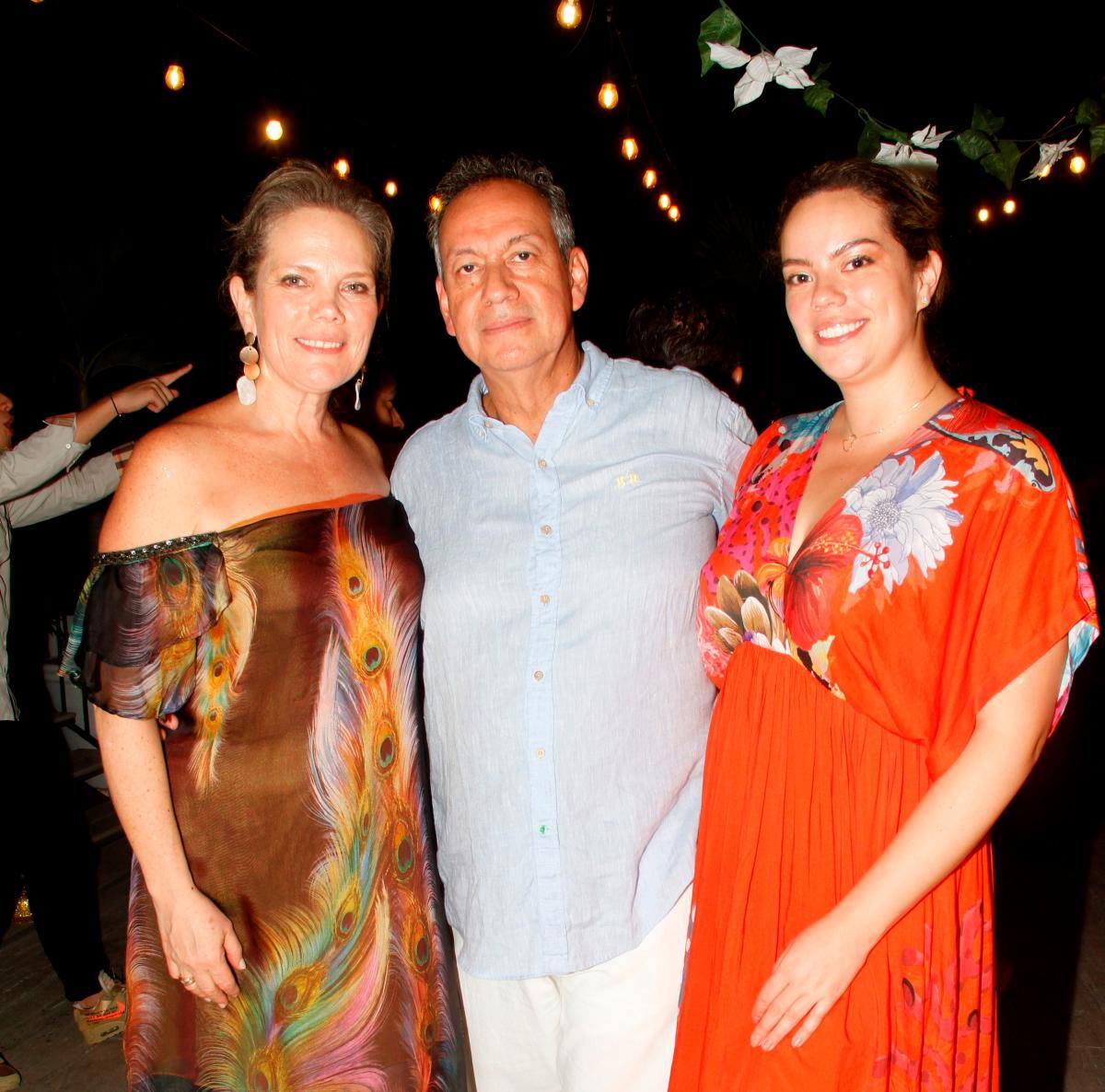 María Fernanda González, Ramiro Sánchez y Camila Sánchez.